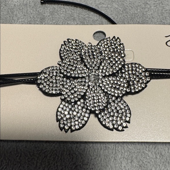 Jennifer K Company Rhinestone Flower Choker Necklace (BR999/2) - Picture 2 of 5